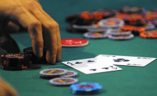 Giới thiệu nguồn gốc và những cách đánh hay của trò Poker