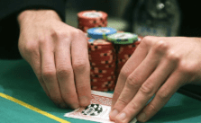 4 lời khuyên giúp bạn chơi Poker giỏi hơn