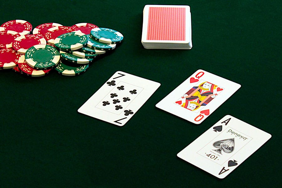 choi poker ba la - three card poker mot cach vui ve va don gian