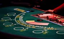 Giải thích về tỷ lệ cược và tỷ lệ nhà cái trong Baccarat